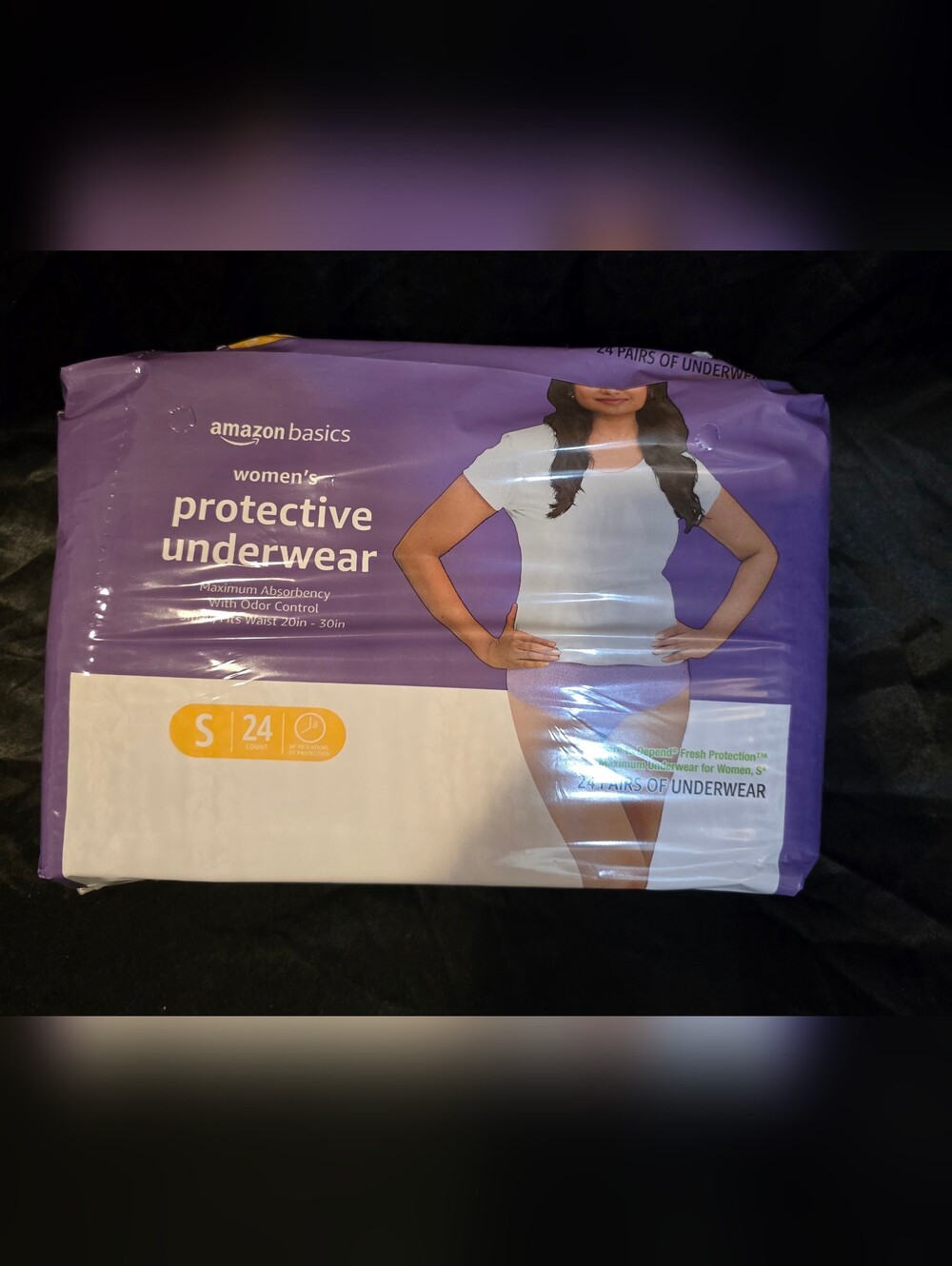 AmazonBasics Women's Protective Underwear - Purple & White (S, 24 Pack)